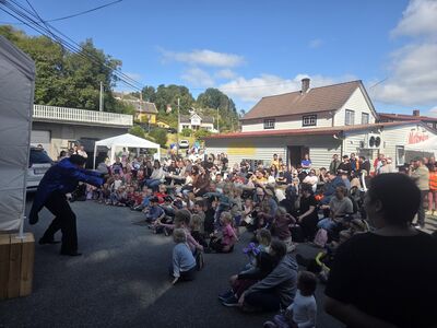 A magic show for the youngest