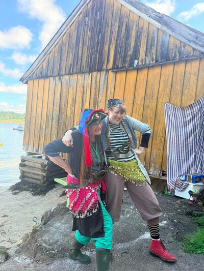 Pirates on the quay